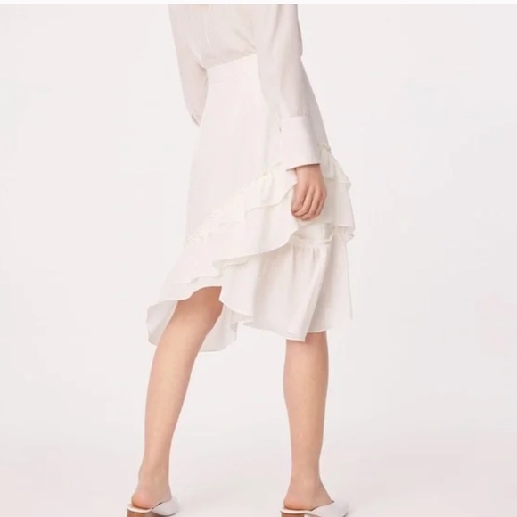 Club Monaco Asymmetrical Skirt - Picture 2 of 4